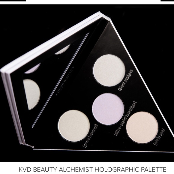 KVD alchemist Holographic Palette. - Picture 11 of 12